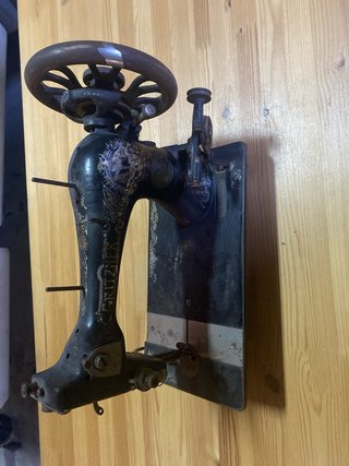 Máquina de coser antigua