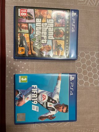 PS4 Slim 1TB + Controller + GTA V + FIFA 19