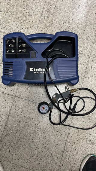 Compresor portátil Einhell BT-AC 180 KIT