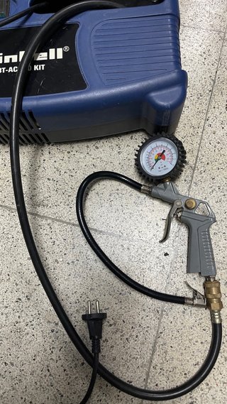 Compresor portátil Einhell BT-AC 180 KIT