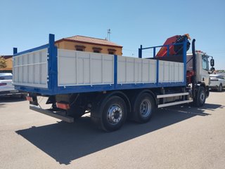 Mercedes ATEGO 1524--CAMIONES CON GRUA
