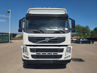 Volvo ATEGO 1524--CAMIONES CON GRUA