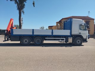 Volvo ATEGO 1524--CAMIONES CON GRUA