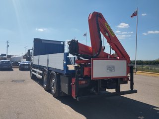 Volvo ATEGO 1524--CAMIONES CON GRUA