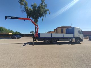 Volvo ATEGO 1524--CAMIONES CON GRUA