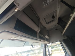 Volvo ATEGO 1524--CAMIONES CON GRUA