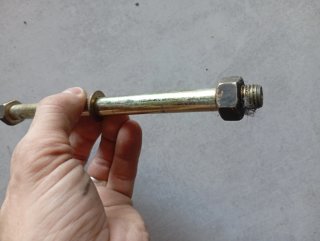 Eje llanta doble rosca derbi Variant