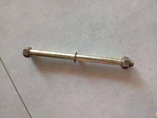 Eje llanta doble rosca derbi Variant