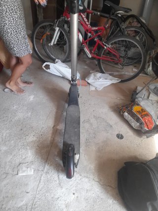 Patinete Cecotec Bongo