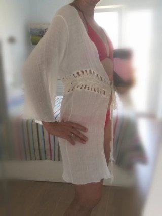 Kimono playero blanco con detalles crochet