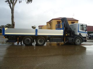 Scania P 360--CAMIONES CON GRUA