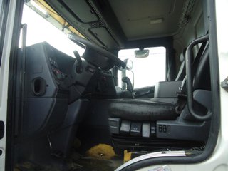 Scania P 360--CAMIONES CON GRUA