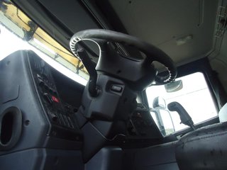 Scania P 360--CAMIONES CON GRUA