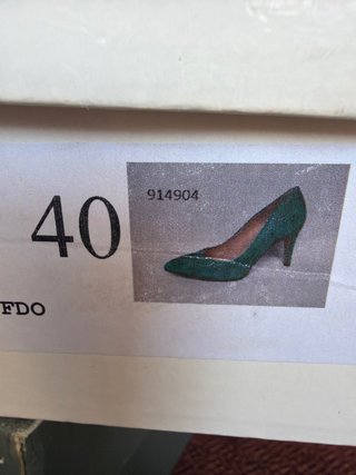 Zapatos de tacón marrones