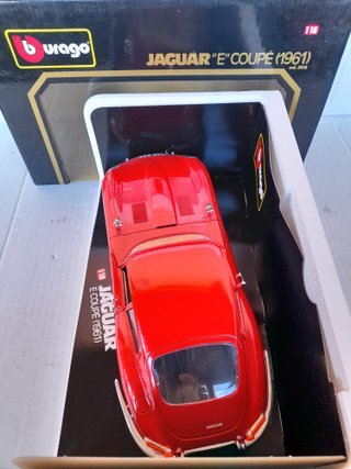 1/18 MODELLO JAGUAR E COUPE ROSSO NO POLISTIL