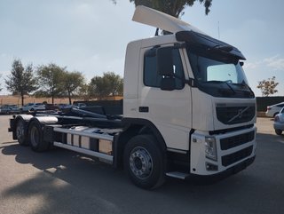 Volvo FM 410--CAMIONES CON GANCHO