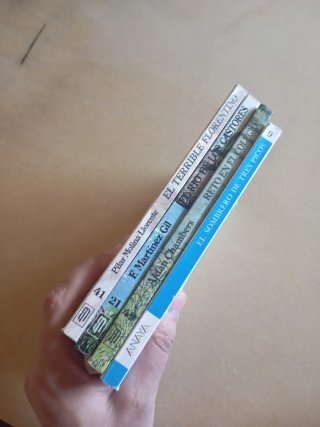 Lote cuatro libros literatura juvenil