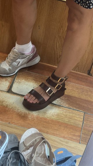 Sandalias de plataforma marrones