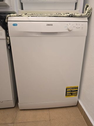 Lavavajillas ZANUSSI integrable con ciclo 30'