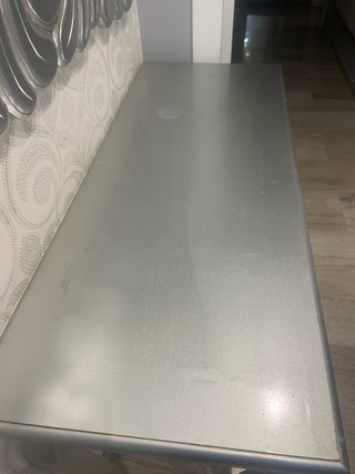 Entradita consola plateada con espejo a juego