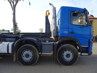 Volvo FM 400--CAMIONES CON GANCHO