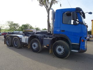 Volvo FM 400--CAMIONES CON GANCHO