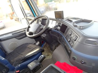 Volvo FM 400--CAMIONES CON GANCHO
