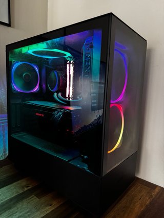 PC GAMING NXZT RTX 2080 Ti 11GB + Ryzen 5  150 fps