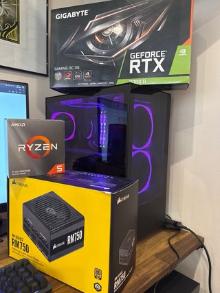 PC GAMING NXZT RTX 2080 Ti 11GB + Ryzen 5  150 fps
