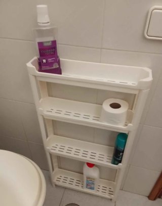 Estantería de plástico blanca
