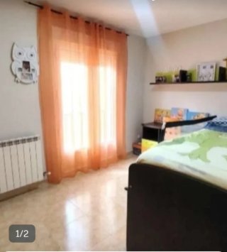 Armario infantil naranja y verde