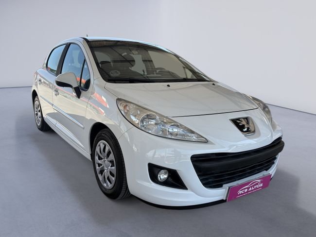 Peugeot 207 Confort - foto 1