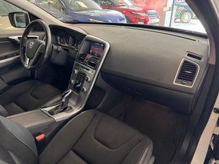 Volvo XC60 D4 Summum Auto 140 kW (190 CV)