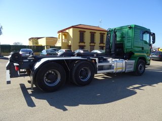 MAN TGS 26 480--CAMIONES CON GANCHO