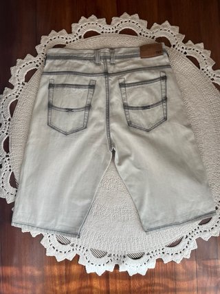 Pantalón corto Pull&Bear gris degradado
