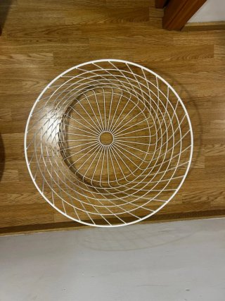 Mesa Cesto IKEA KAVISTBRO + Puff SANDARED