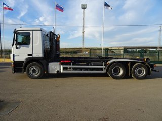 Mercedes Actros 25 41--CAMIONES CON GANCHO