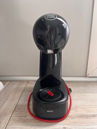 Cafetera Nescafé Dolce Gusto Negra