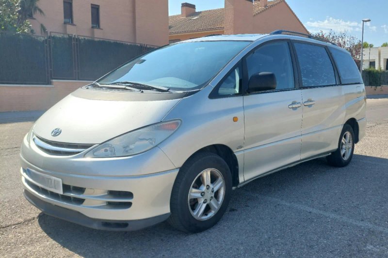 Toyota Previa 2003 - foto 1