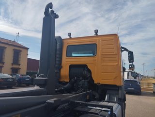 Volvo FM 420--CAMIONES CON GANCHO