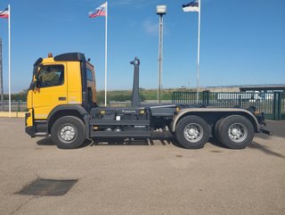Volvo FM 420--CAMIONES CON GANCHO