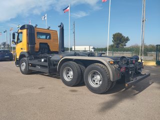 Volvo FM 420--CAMIONES CON GANCHO