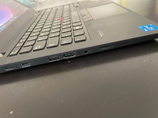 ‏Lenovo T14 G2  i5-1145G7 16/256 win 11 Pro FULL H
