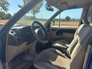 Nissan Terrano II 2000