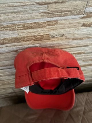 Cappello Nike rosso taglia unica