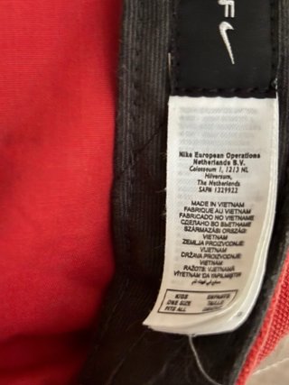 Cappello Nike rosso taglia unica