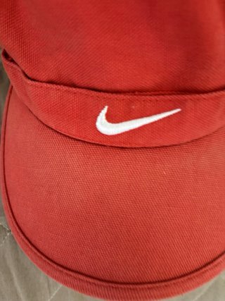 Cappello Nike rosso taglia unica