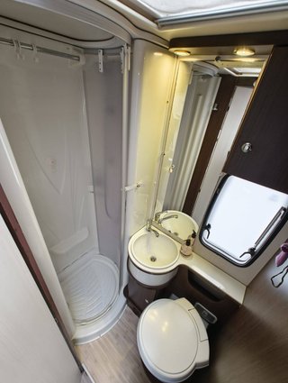 AUTOCARAVANA BENIMAR MILEO 200