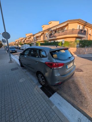 KIA Carens 2015