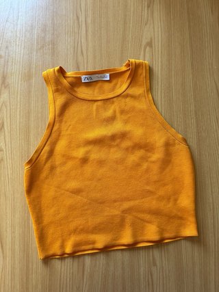 Top Zara naranja